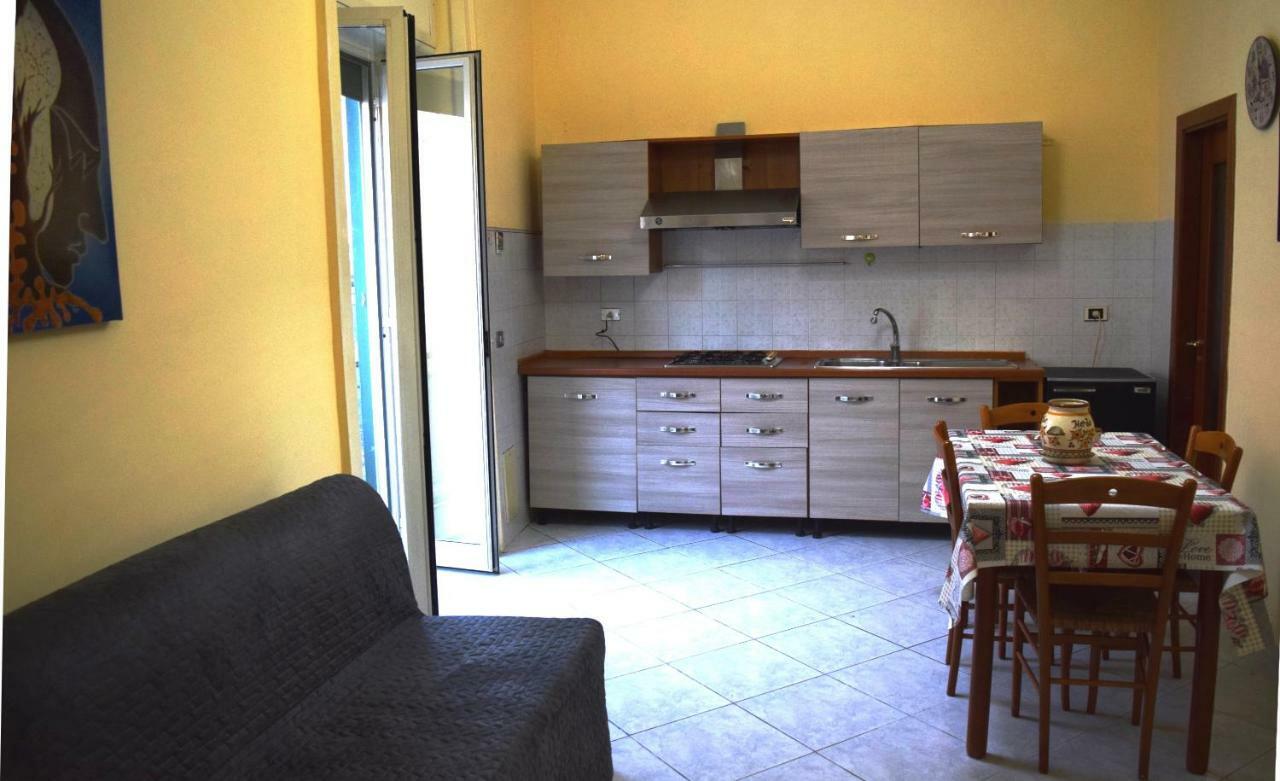 Apartmán A Casa Di Peppe Neapol Exteriér fotografie